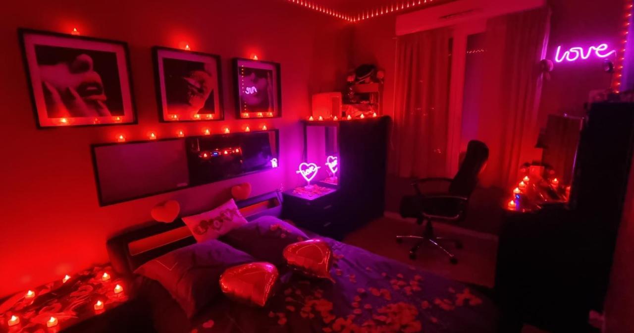 Love Room Sexy Love Cosy Lib Proche Centre Gare A Pied Aulnay-sous-Bois Exterior photo